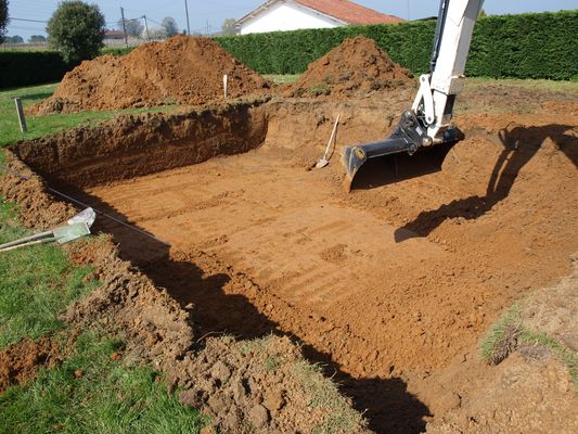 Terrassement à Bourg-des-Comptes